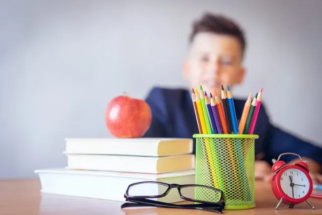 Artykuły papiernicze do pracy i szkoły